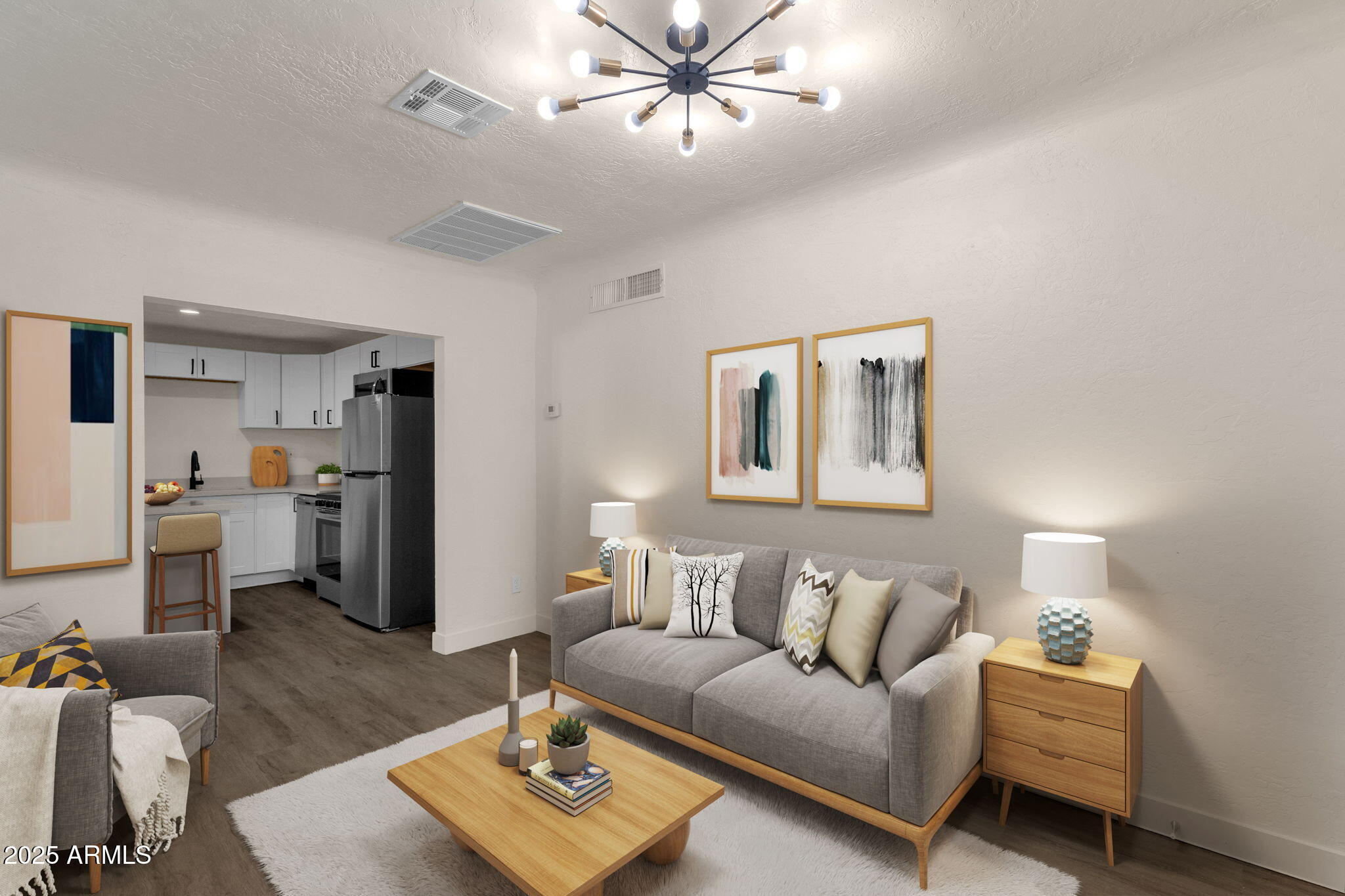 325 N 17TH Drive