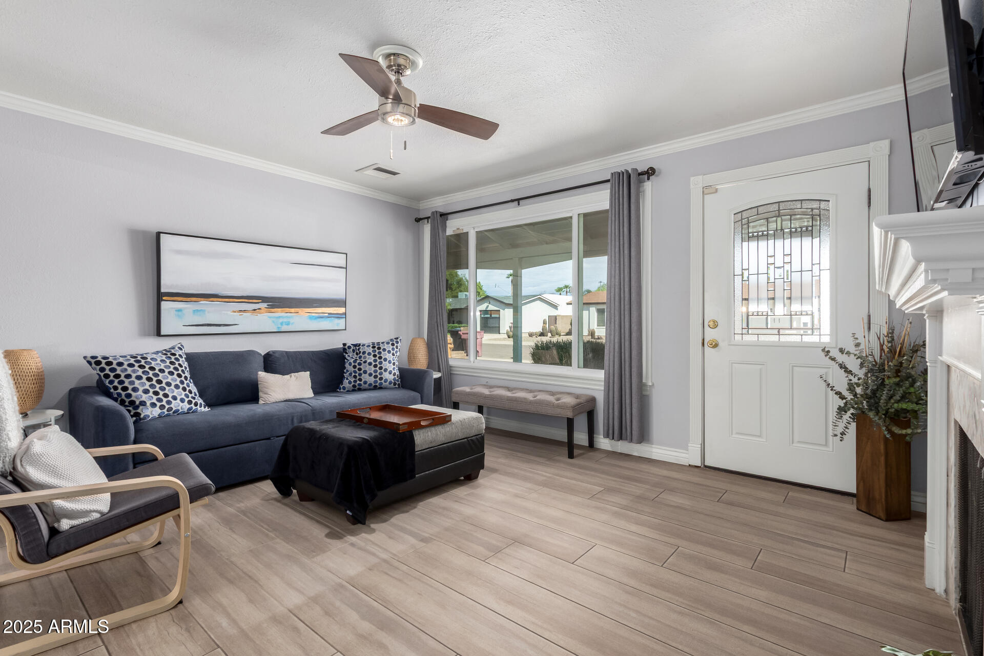 8515 E MACKENZIE Drive