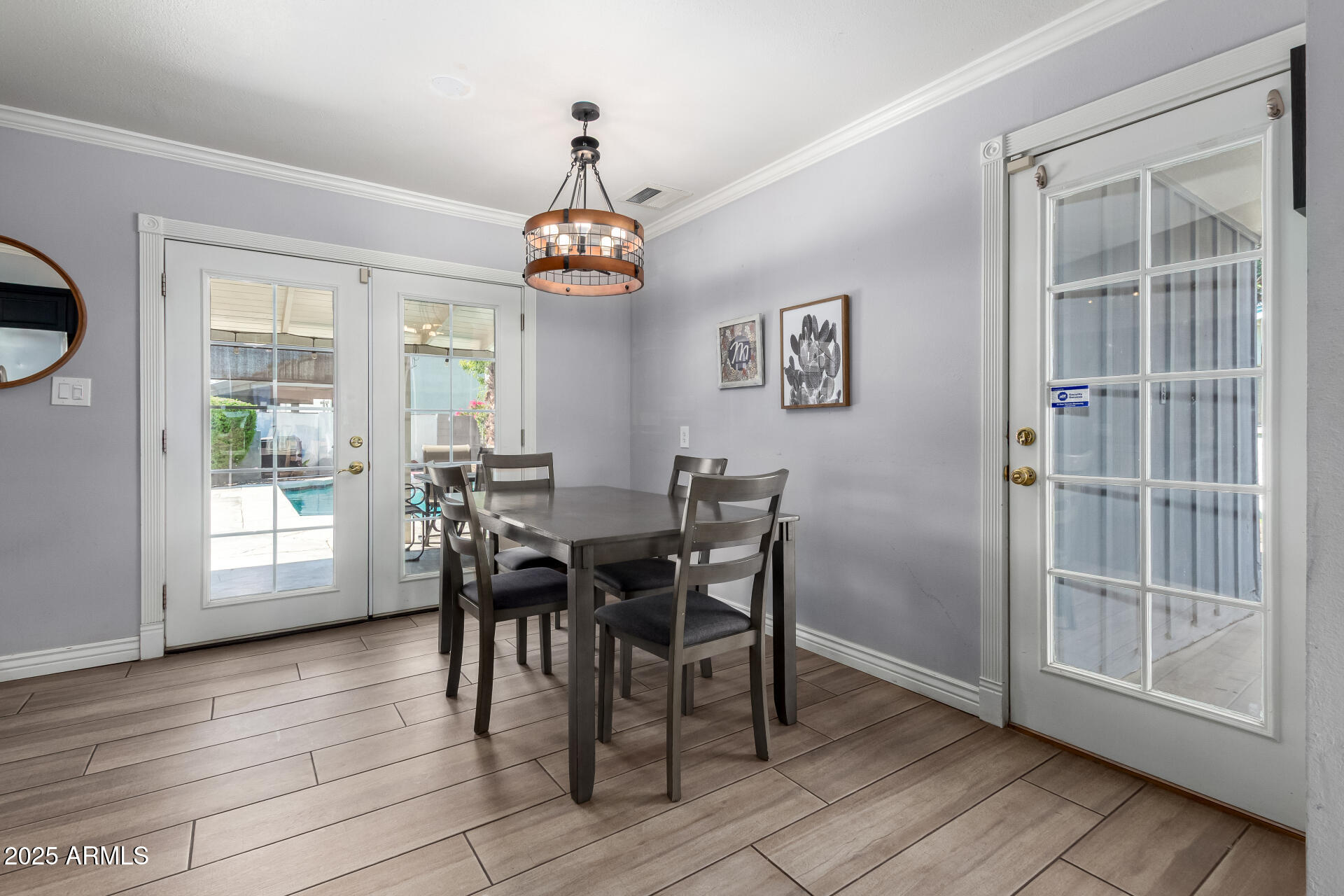 8515 E MACKENZIE Drive