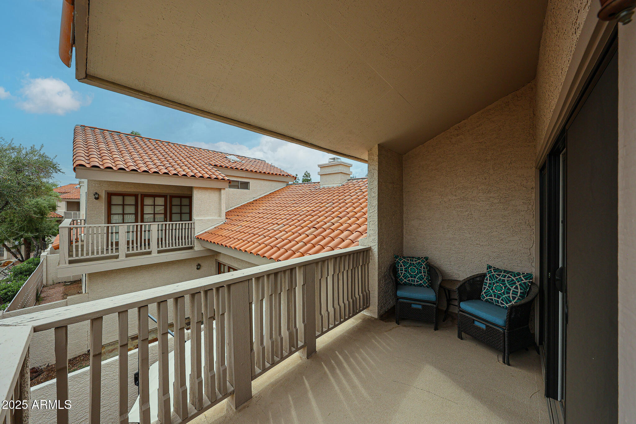 7800 E LINCOLN Drive 1083