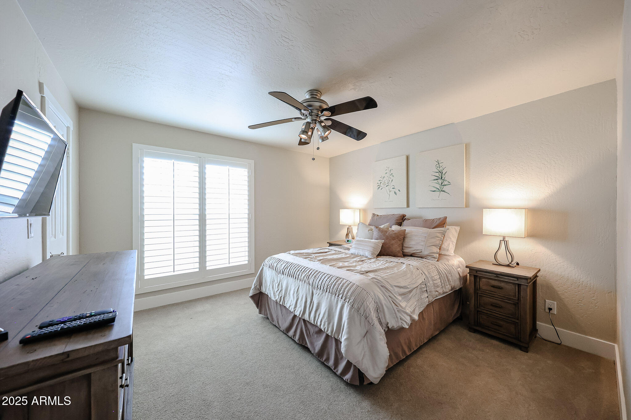 7800 E LINCOLN Drive 1083