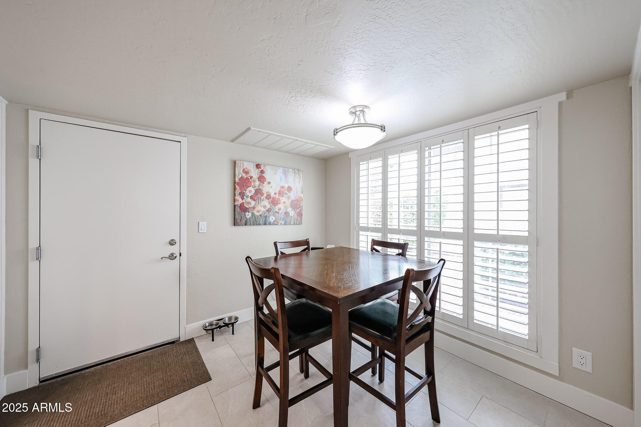 7800 E LINCOLN Drive 1083