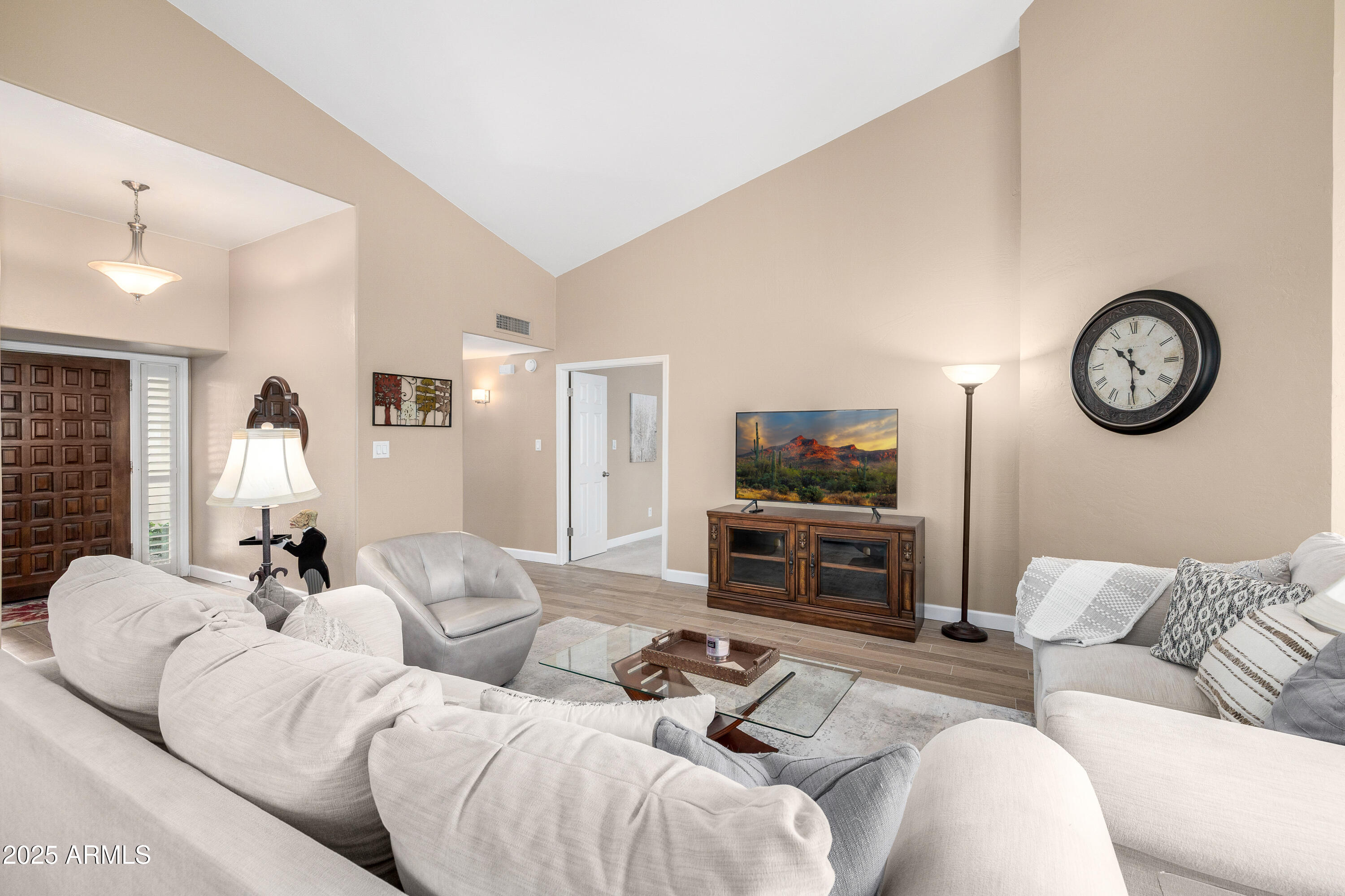 4106 E LUPINE Avenue