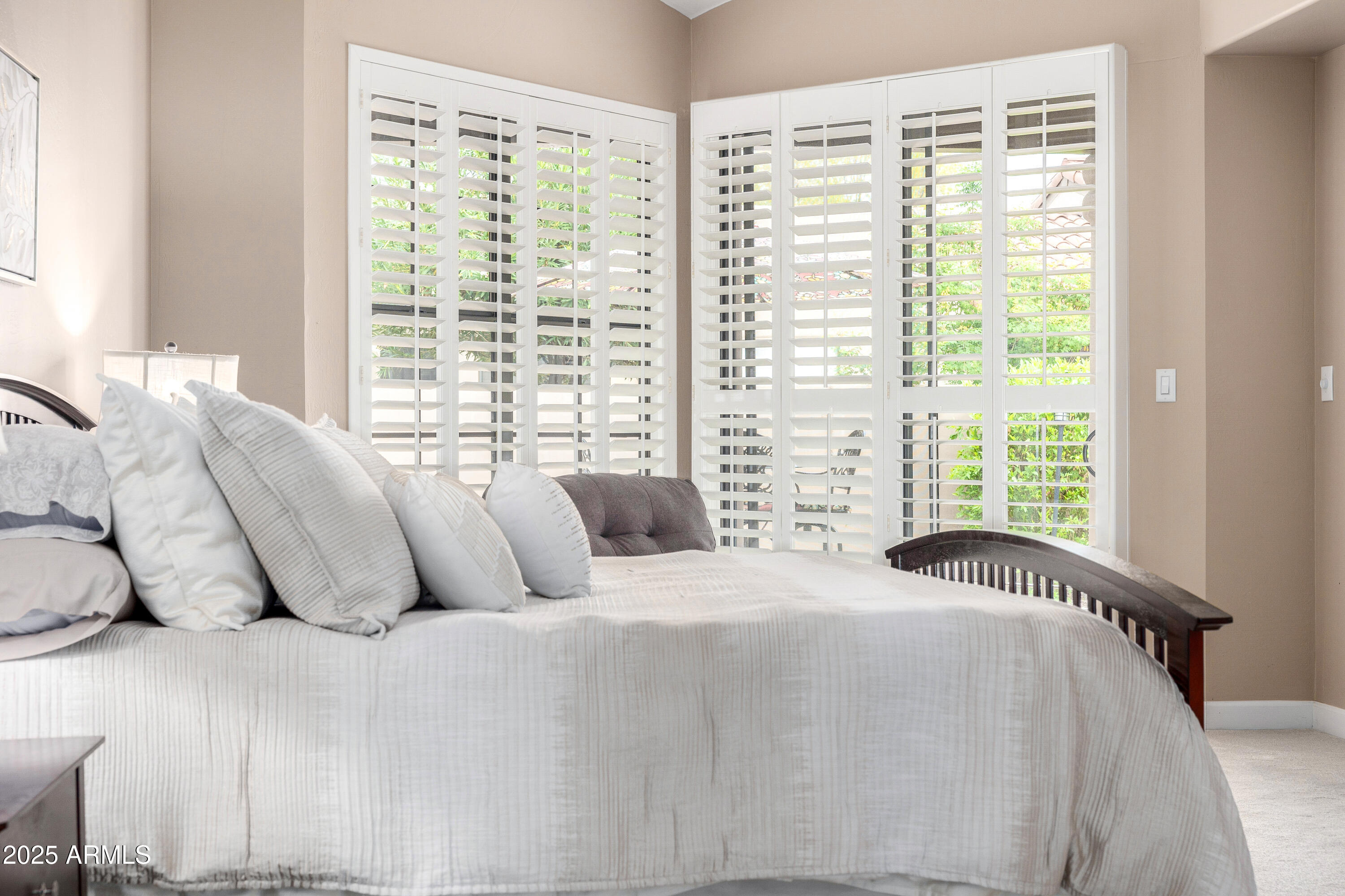 4106 E LUPINE Avenue