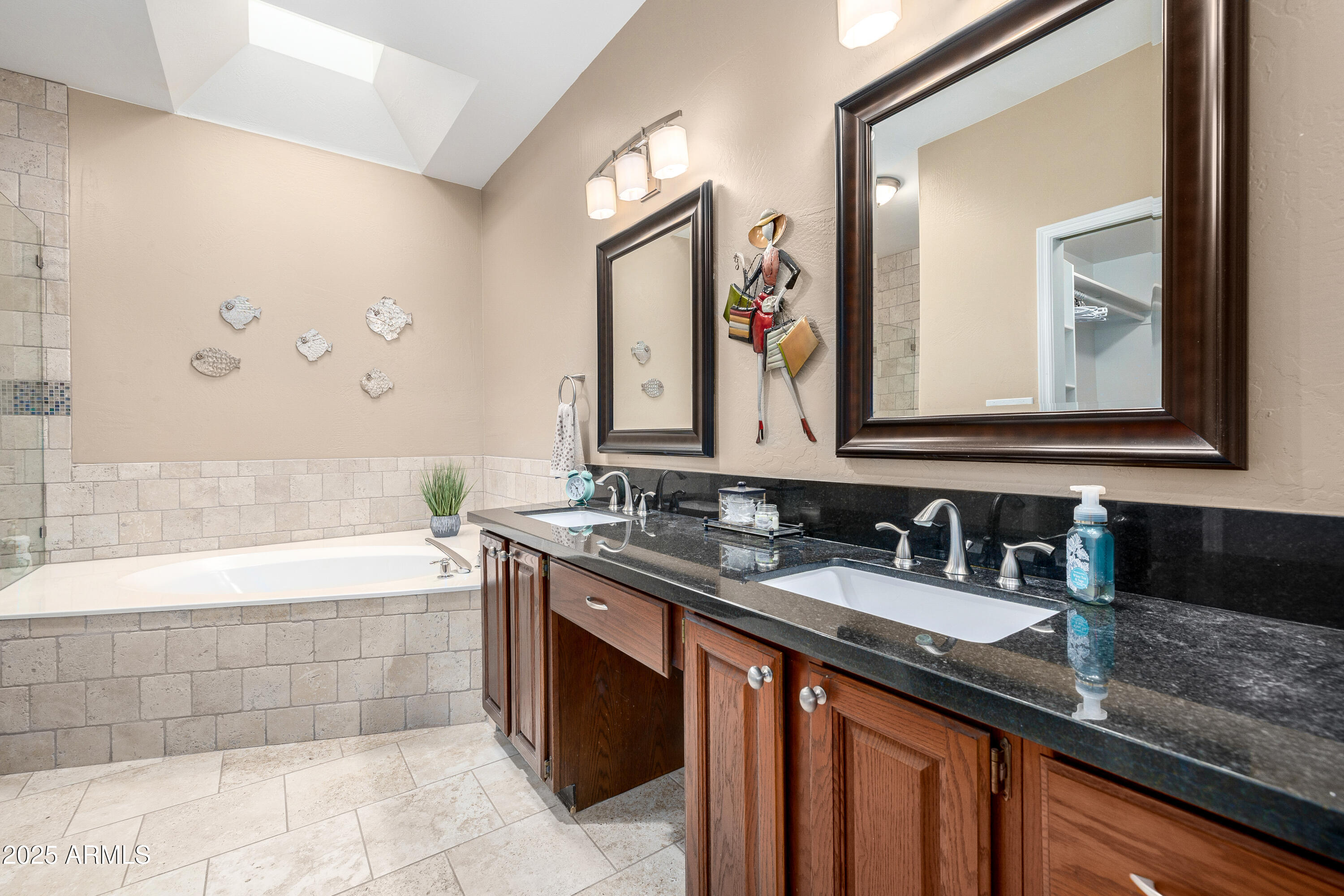 4106 E LUPINE Avenue