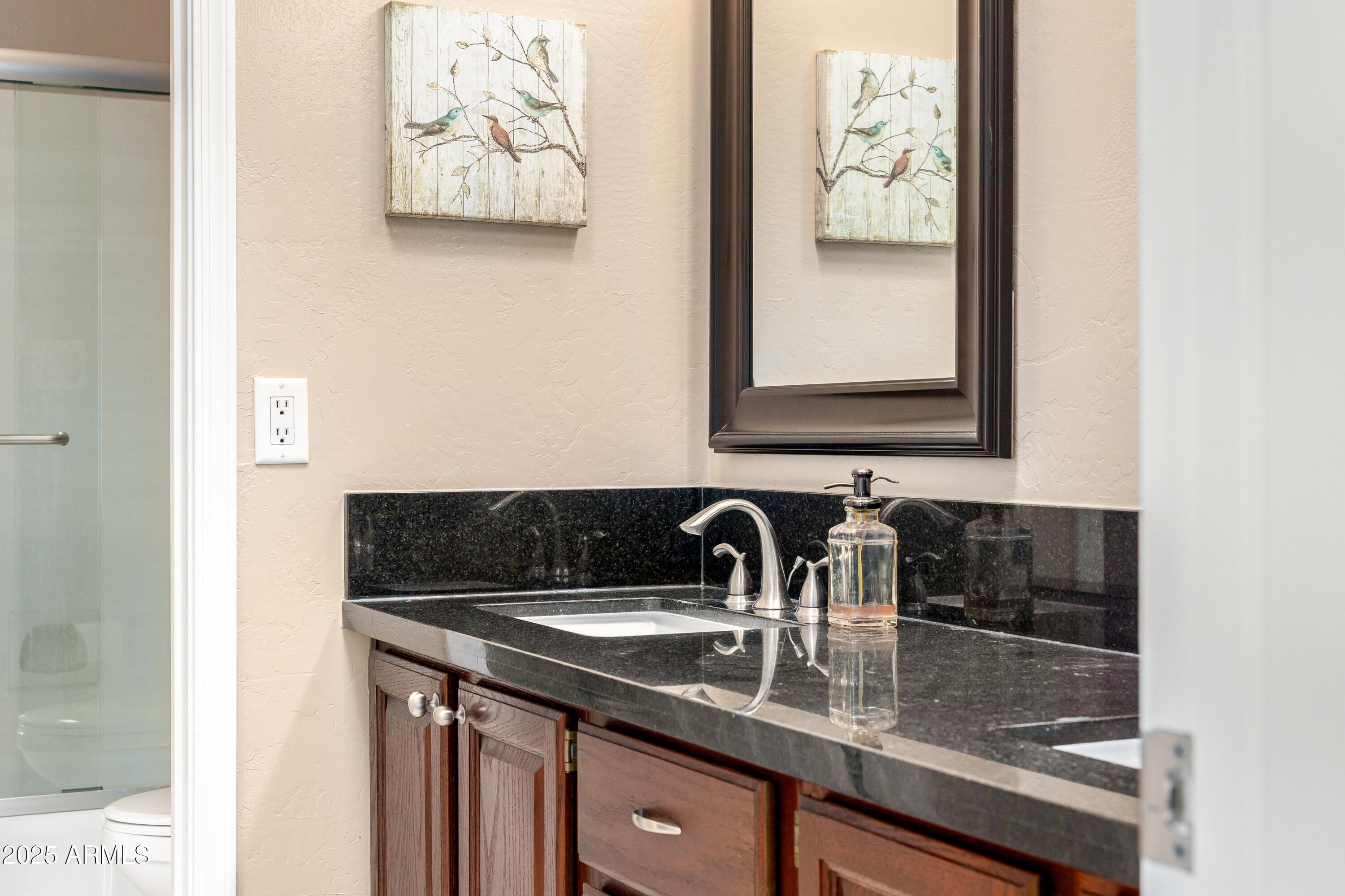 4106 E LUPINE Avenue