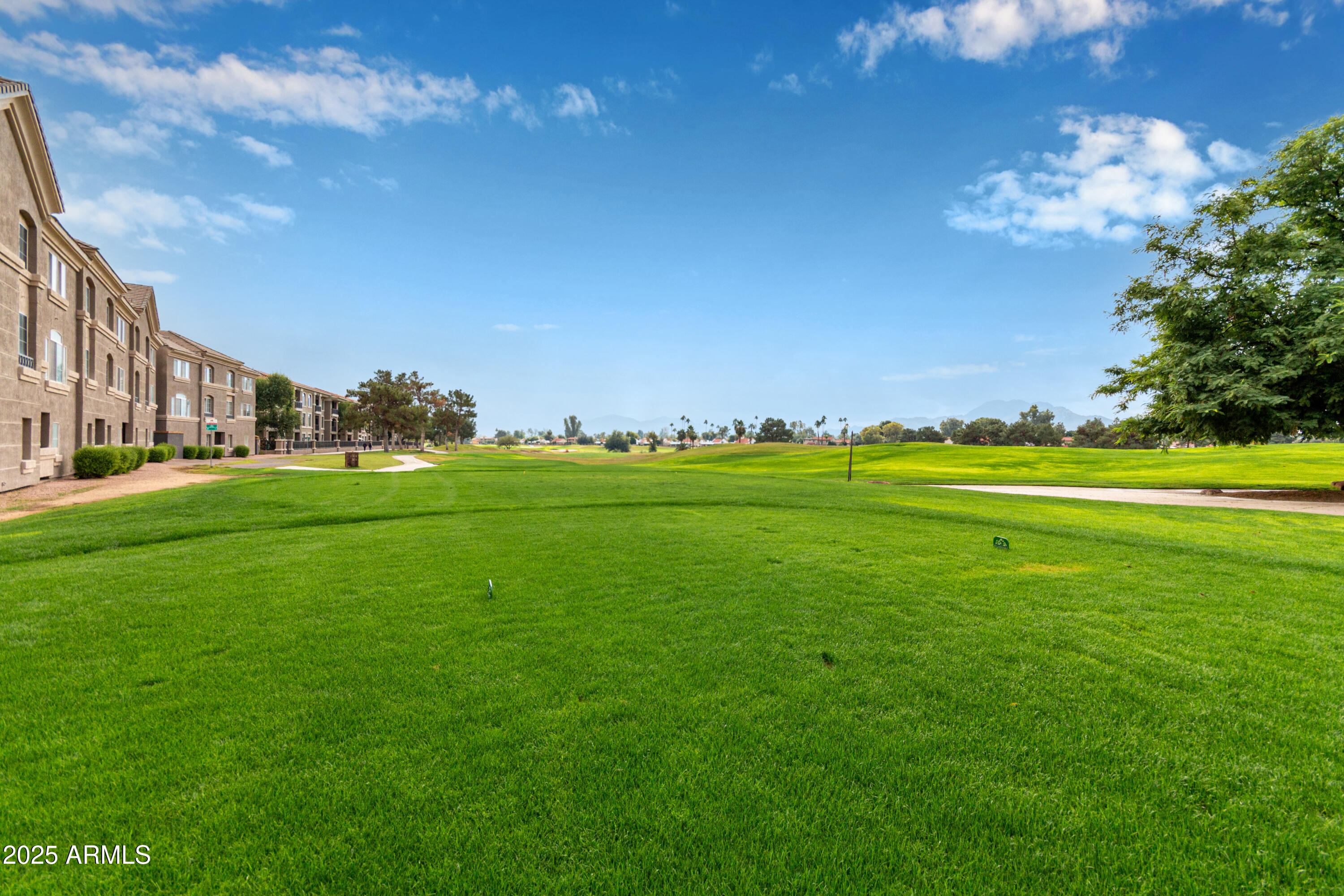 4106 E LUPINE Avenue