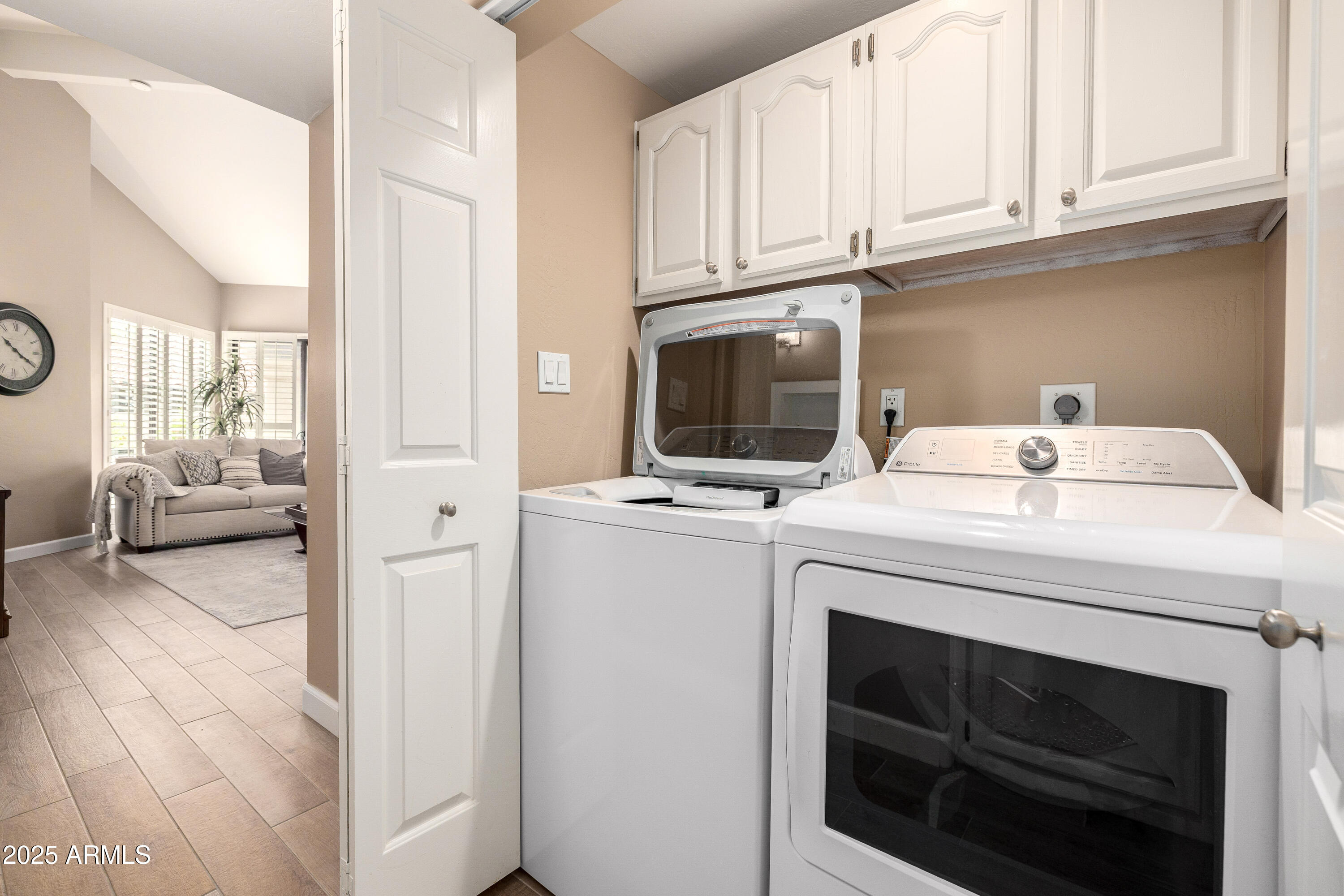 4106 E LUPINE Avenue