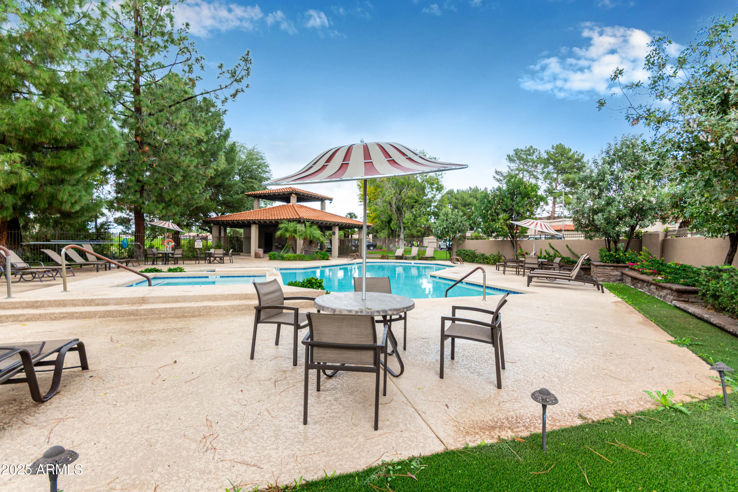 4106 E LUPINE Avenue