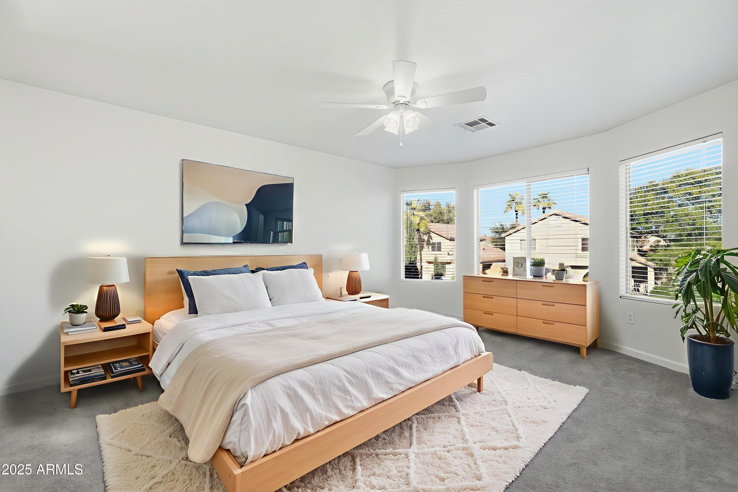 2061 E APPALOOSA Road