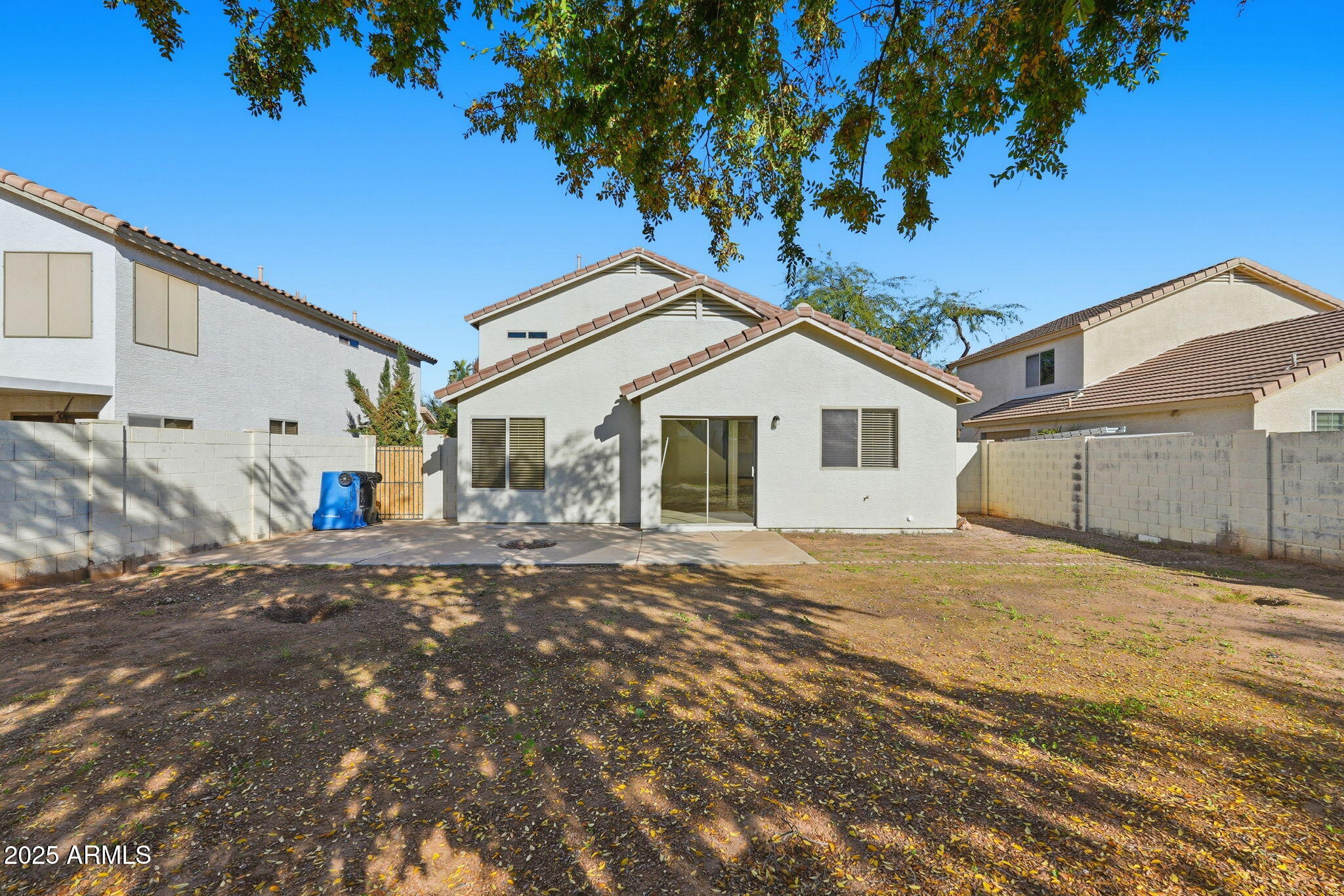 2061 E APPALOOSA Road