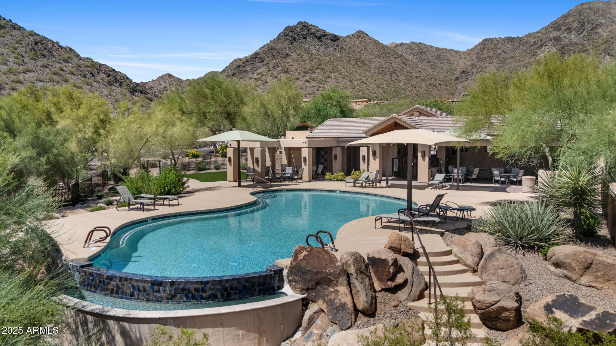 11033 E BETONY Drive