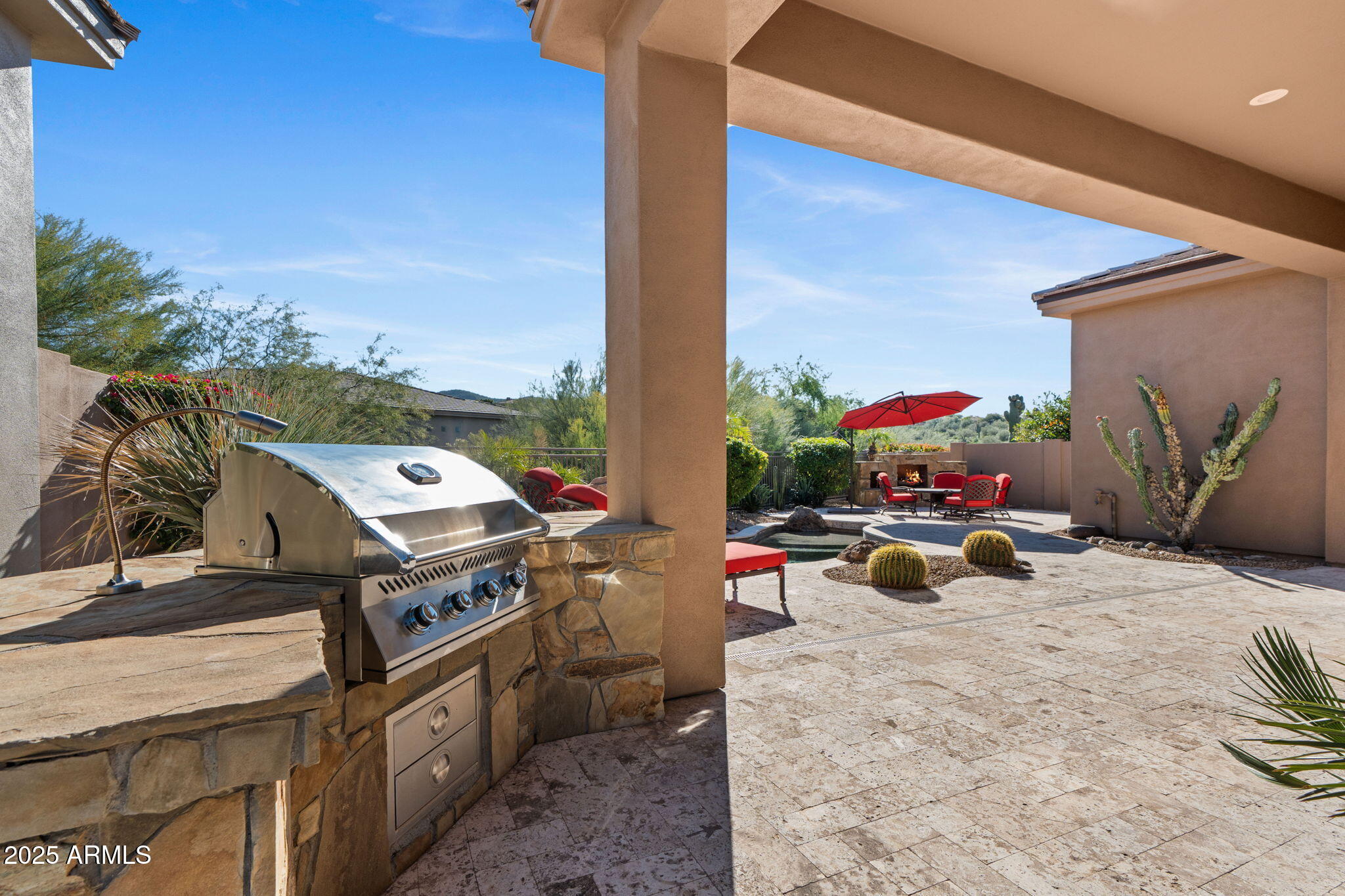 11033 E BETONY Drive