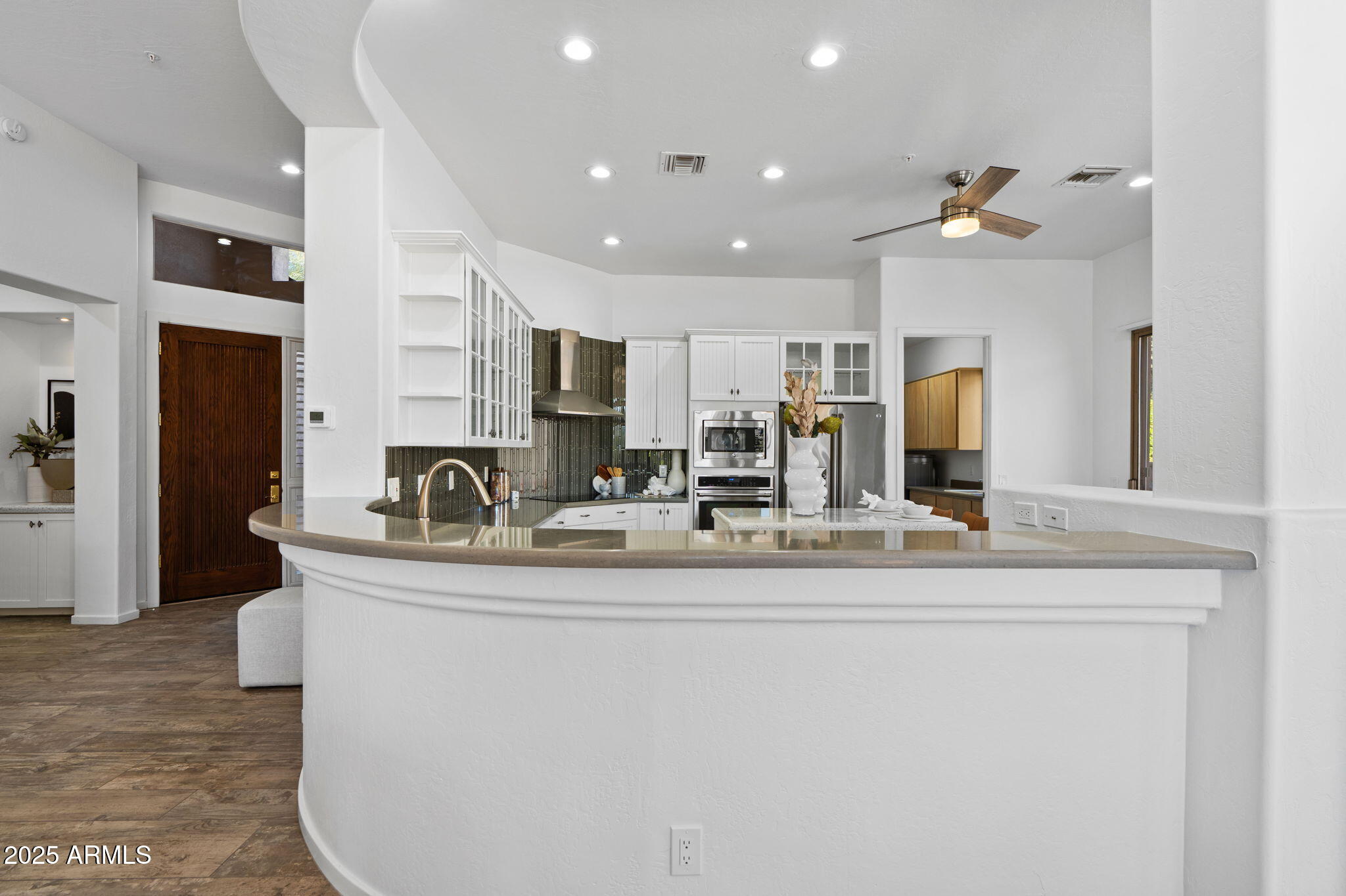 11033 E BETONY Drive