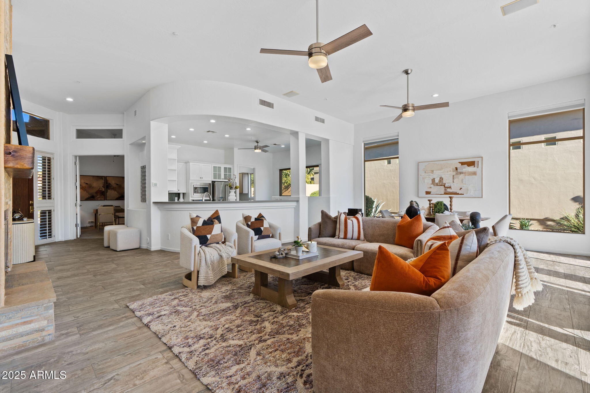 11033 E BETONY Drive