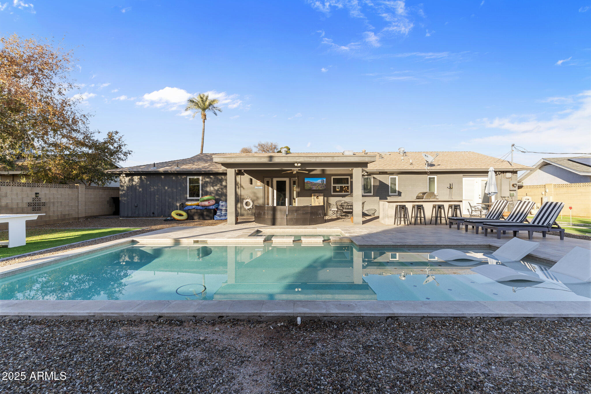 8507 E MONTECITO Avenue