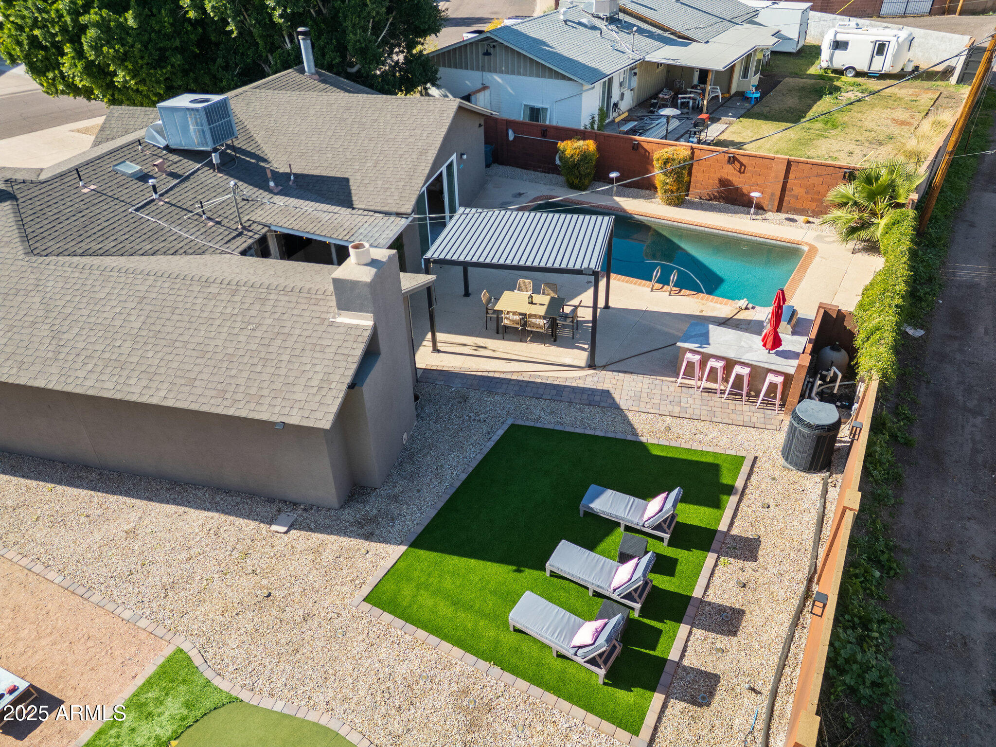 8450 E MONTECITO Avenue