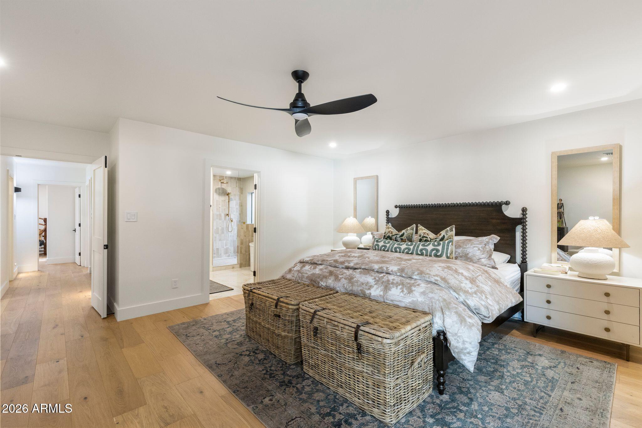 7553 E WOODSHIRE Cove