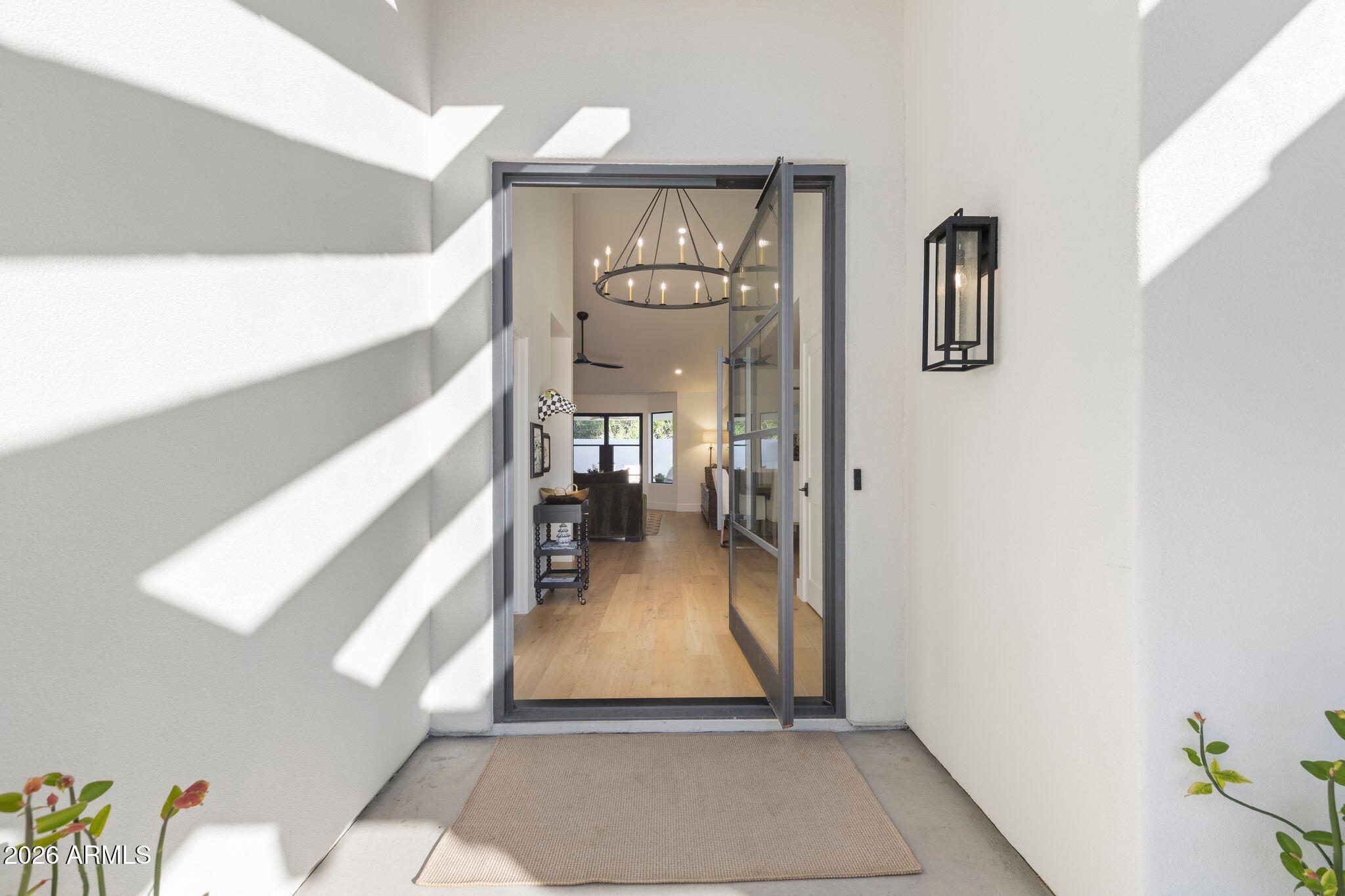 7553 E WOODSHIRE Cove