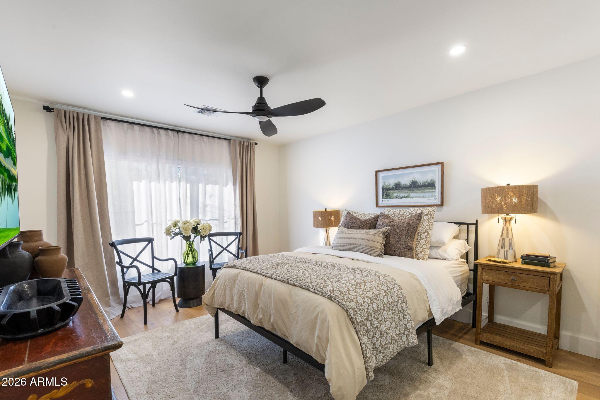 7553 E WOODSHIRE Cove