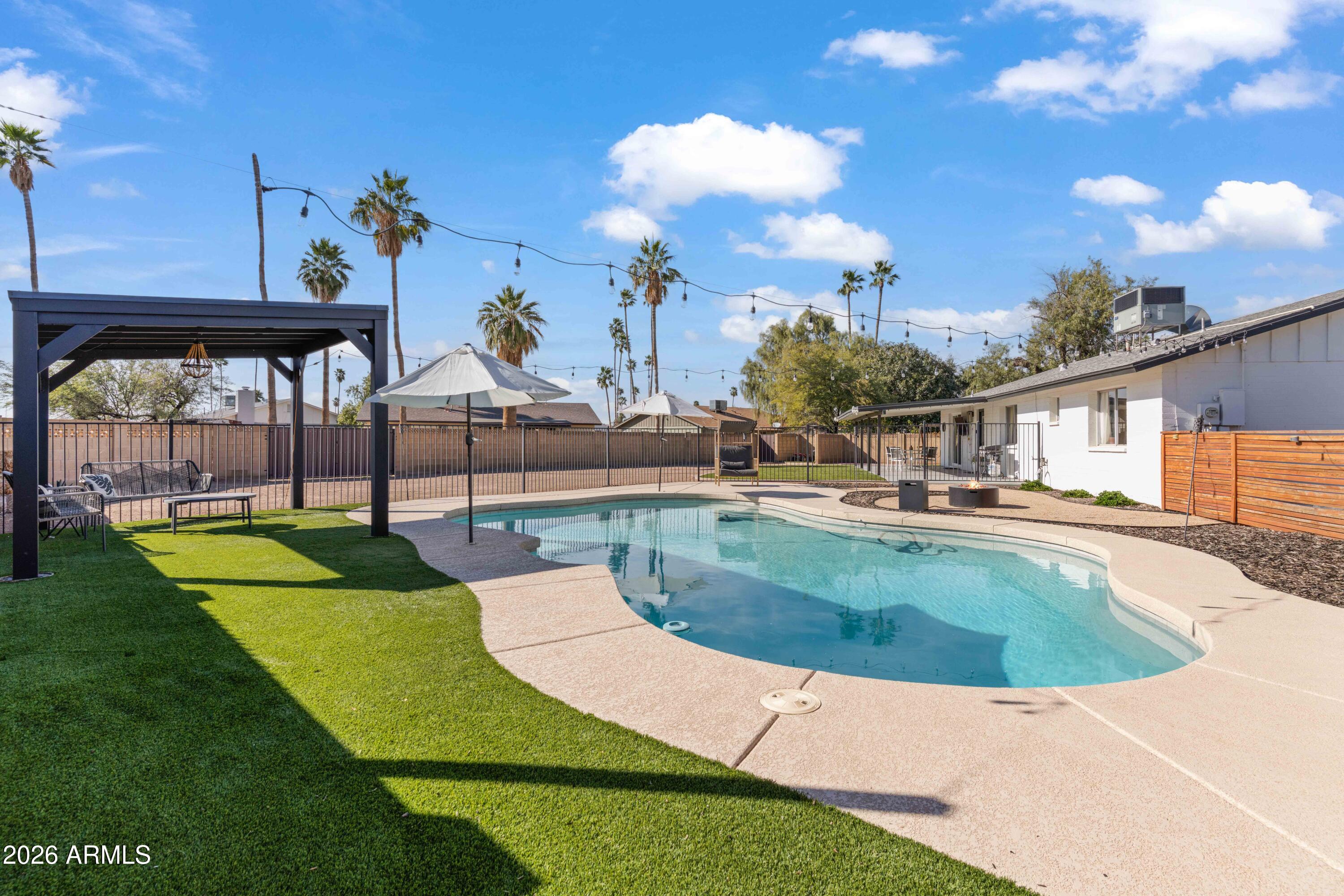 4034 S Birchett Drive