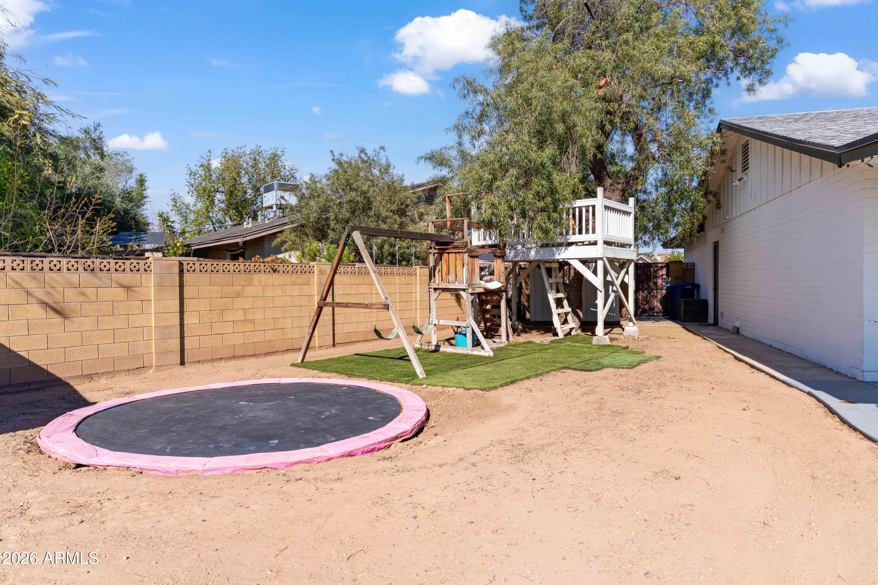 4034 S Birchett Drive