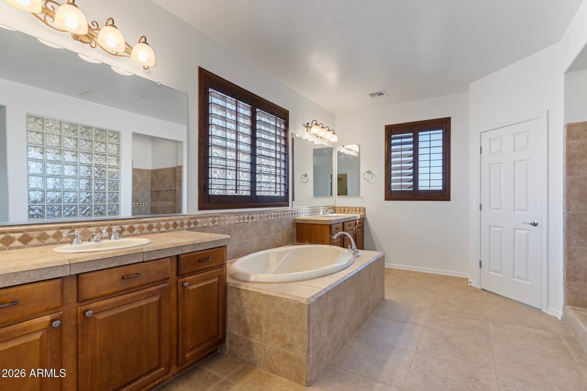 12277 W LONE TREE Trail