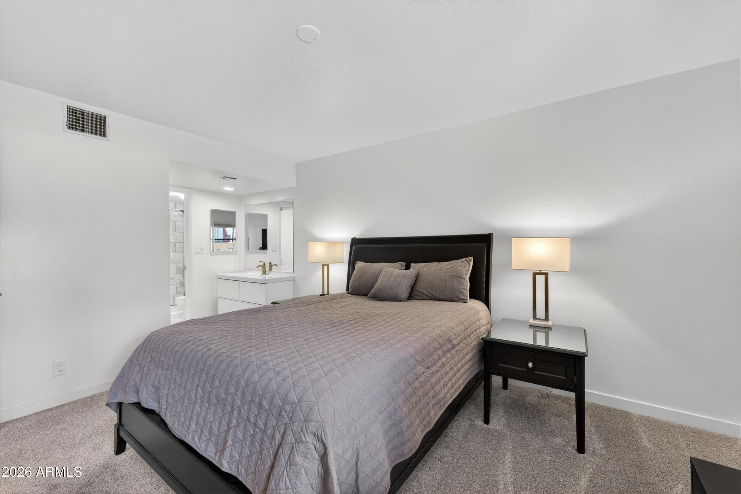1730 W EMELITA Avenue 1042