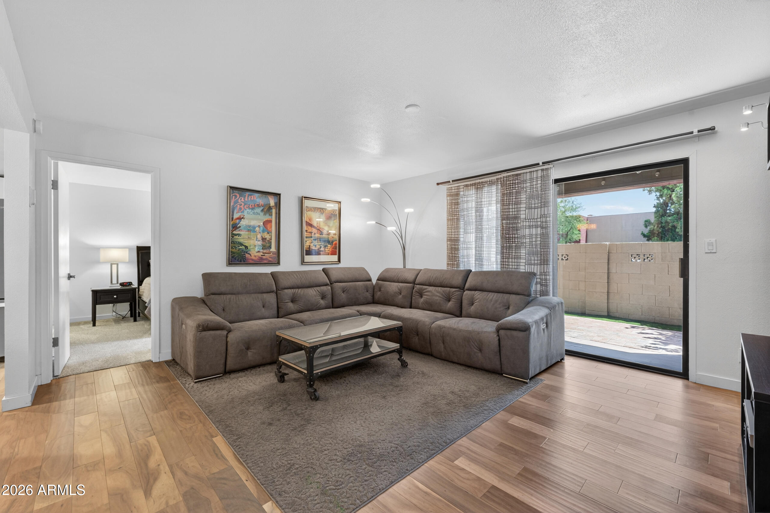 1730 W EMELITA Avenue 1042