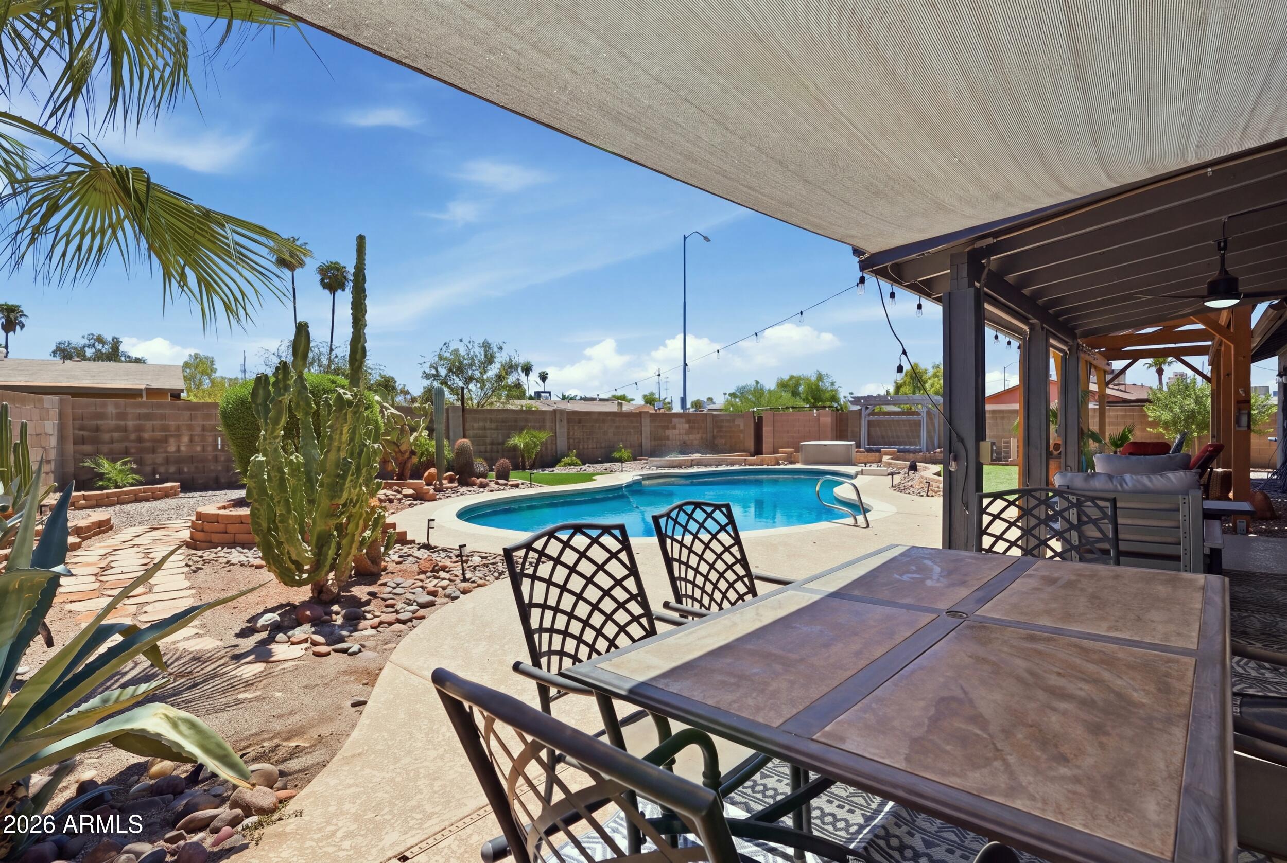 2653 W OBISPO Circle