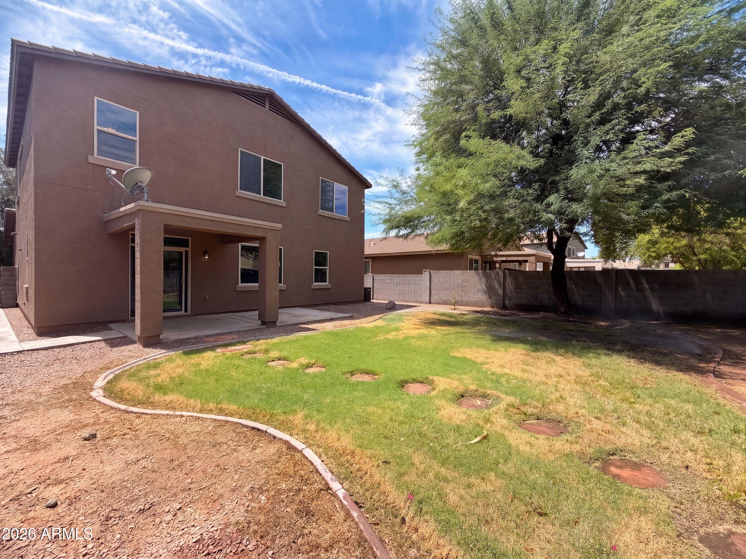 936 E CRIMM Road
