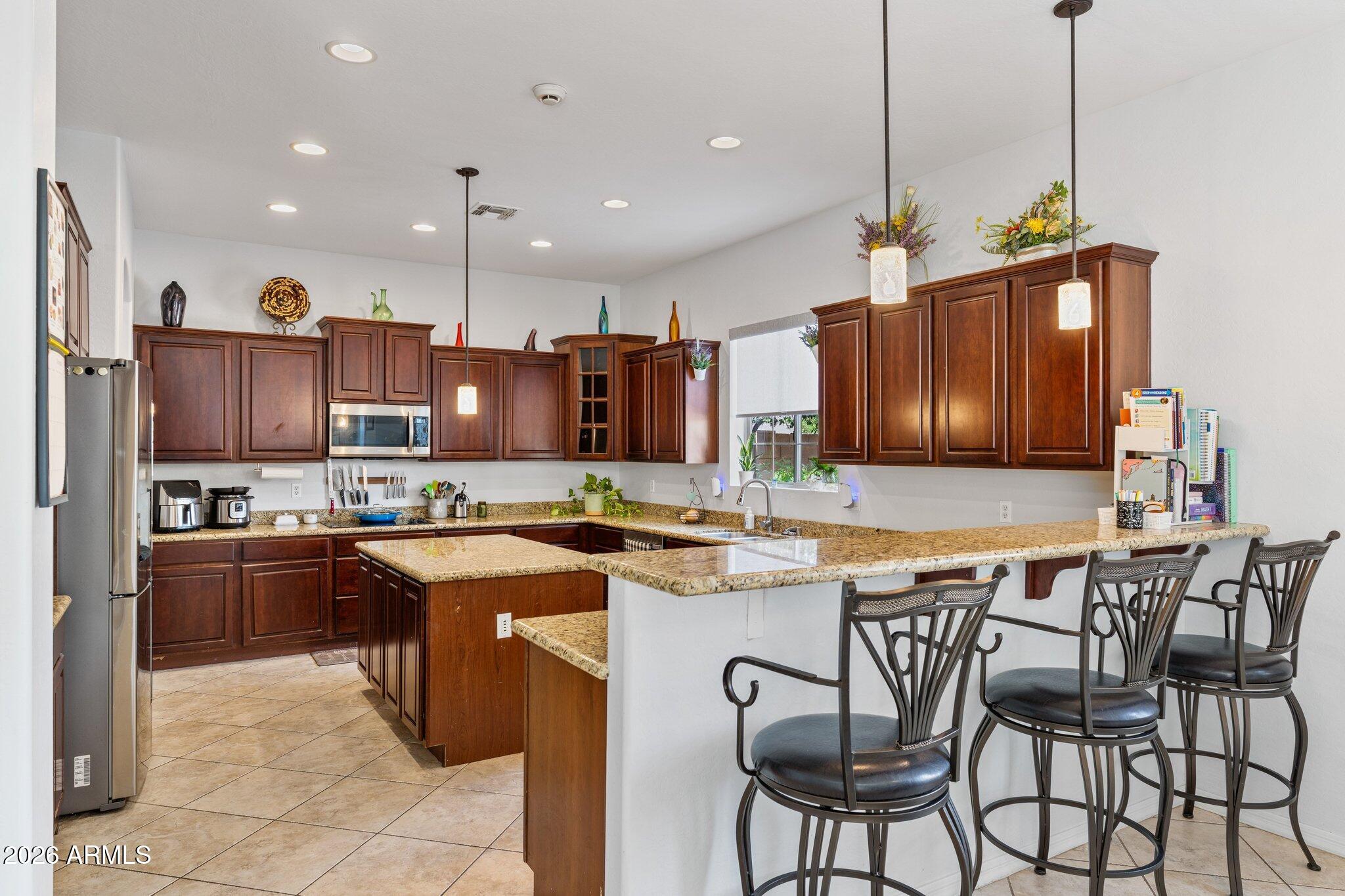 2894 E JANELLE Way