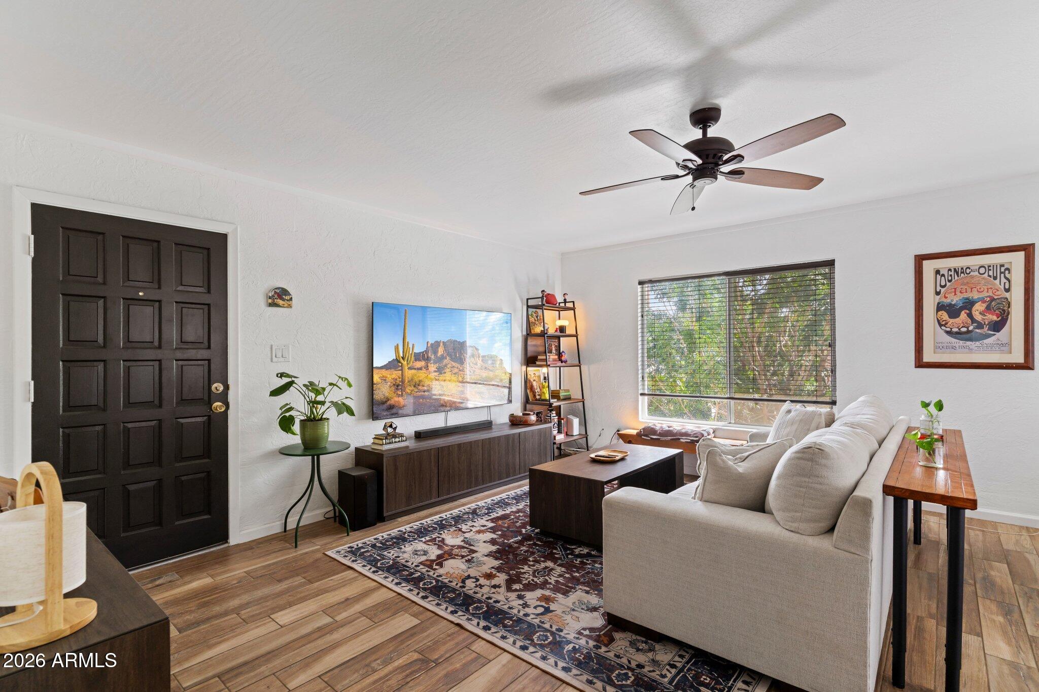 3637 E MONTEROSA Street 17