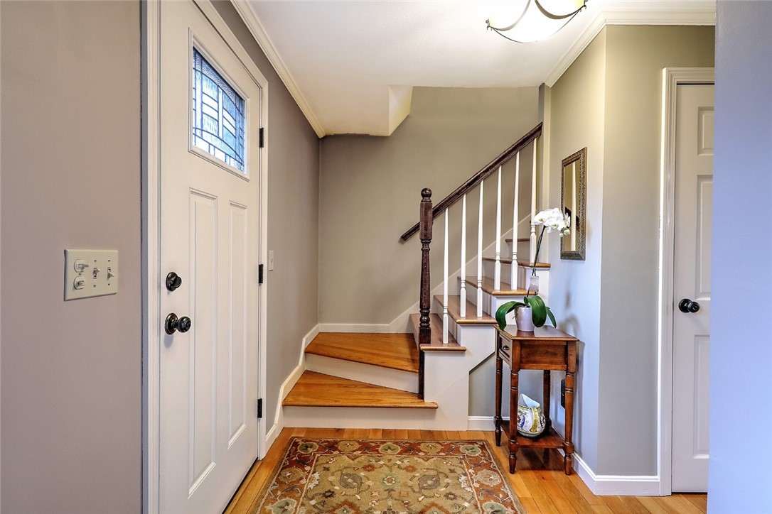 10 Carmina Circle
