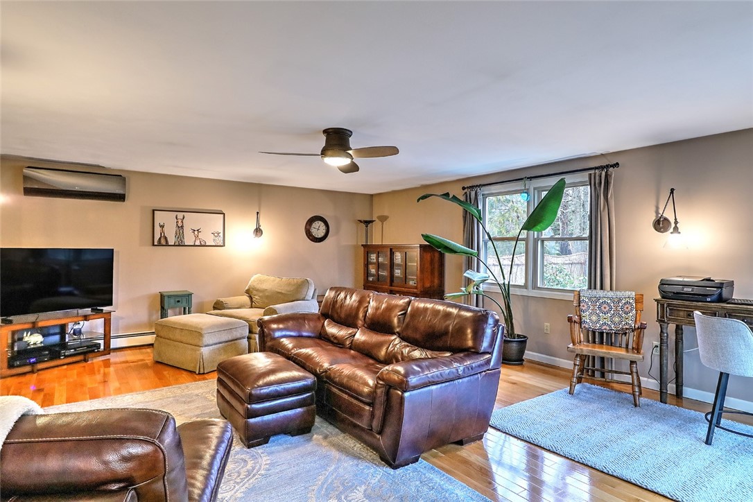 10 Carmina Circle