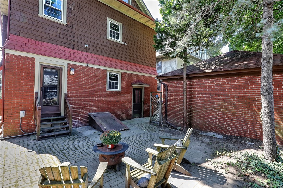 72 Dana Street