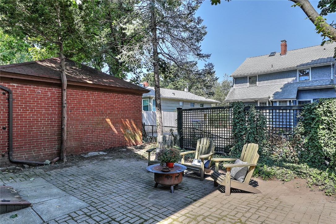 72 Dana Street