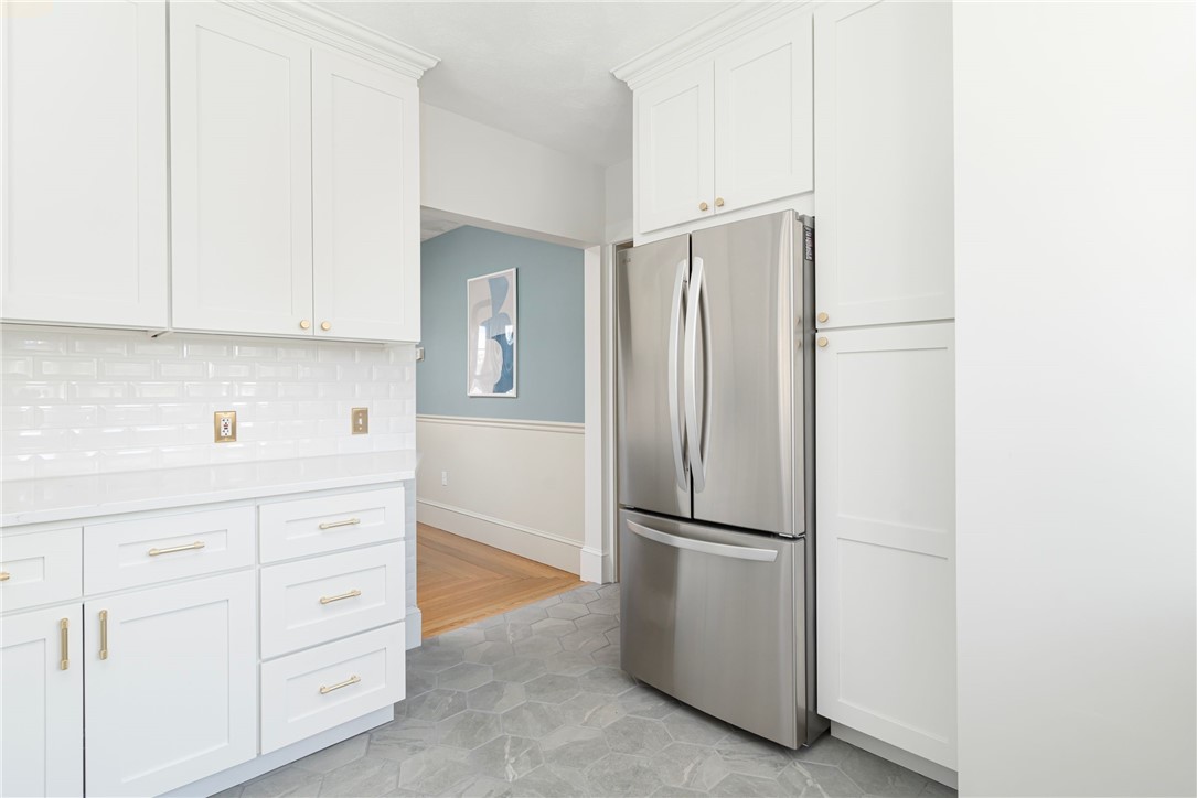 1417 Narragansett Boulevard