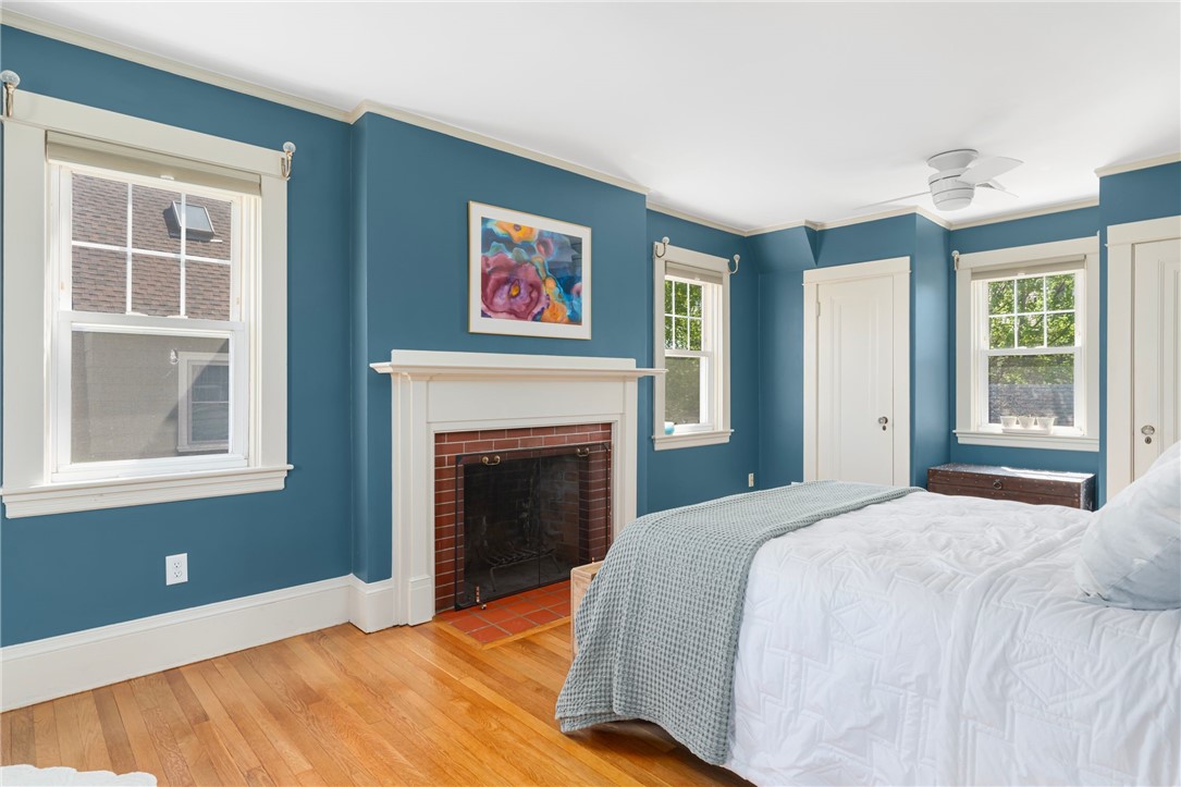 1417 Narragansett Boulevard