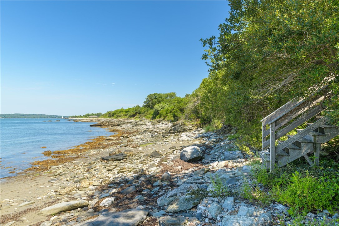 76 Battery Lane