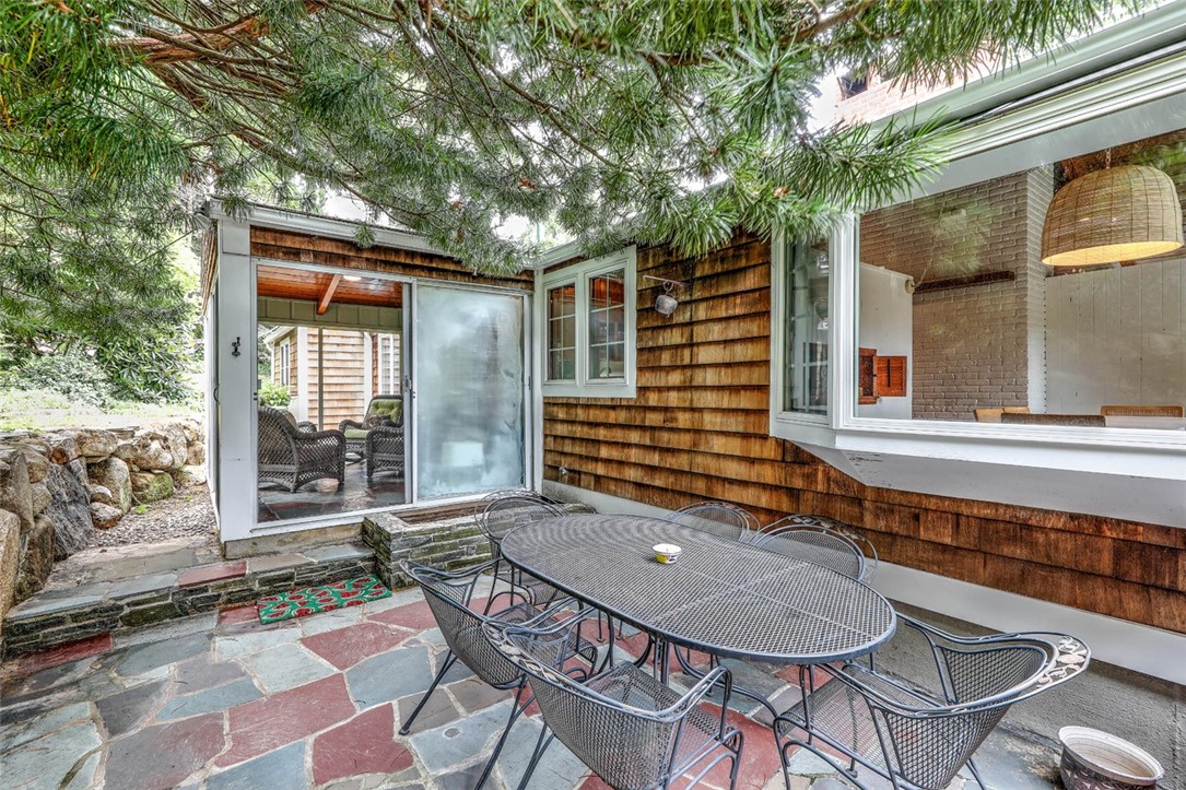 90 Wright Avenue