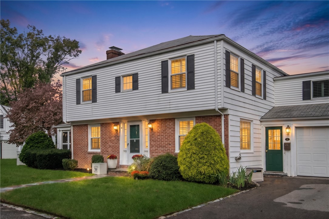 15 Elmsgate Way