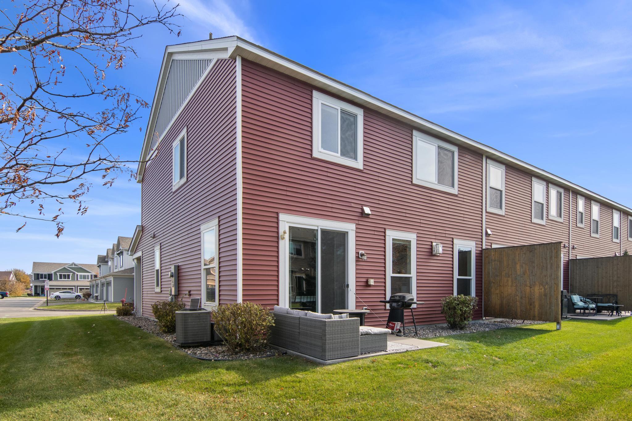 3417 125th Lane NE Unit: D