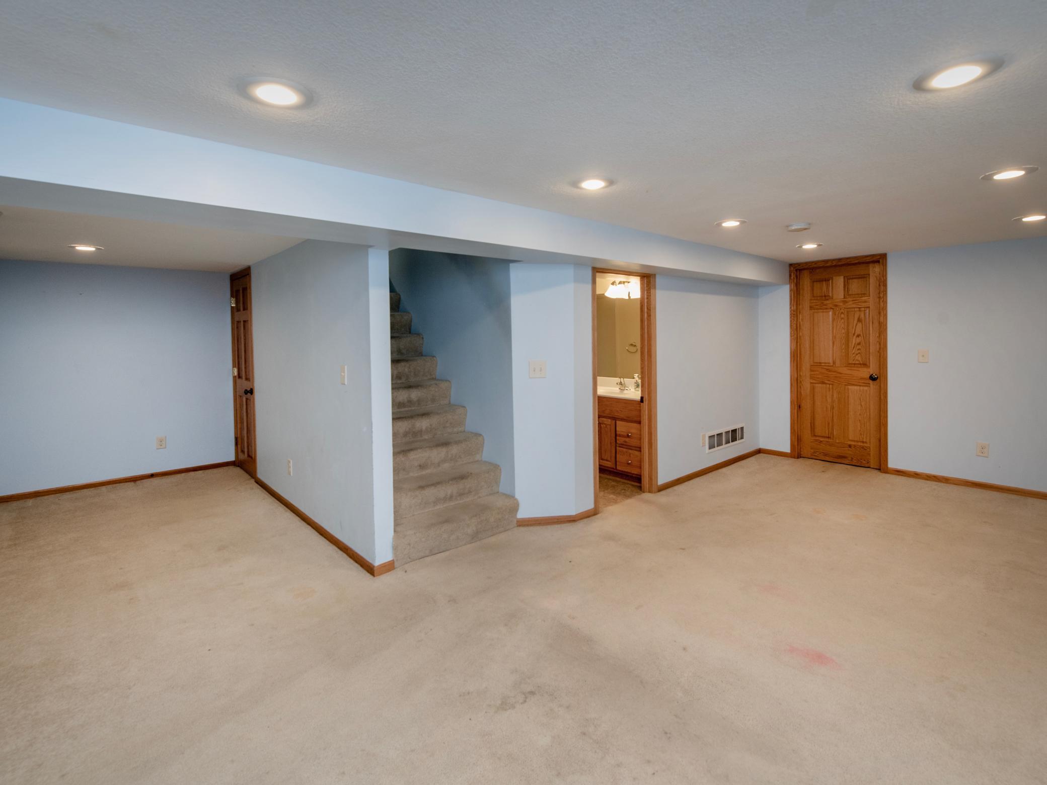 2008 Field Avenue