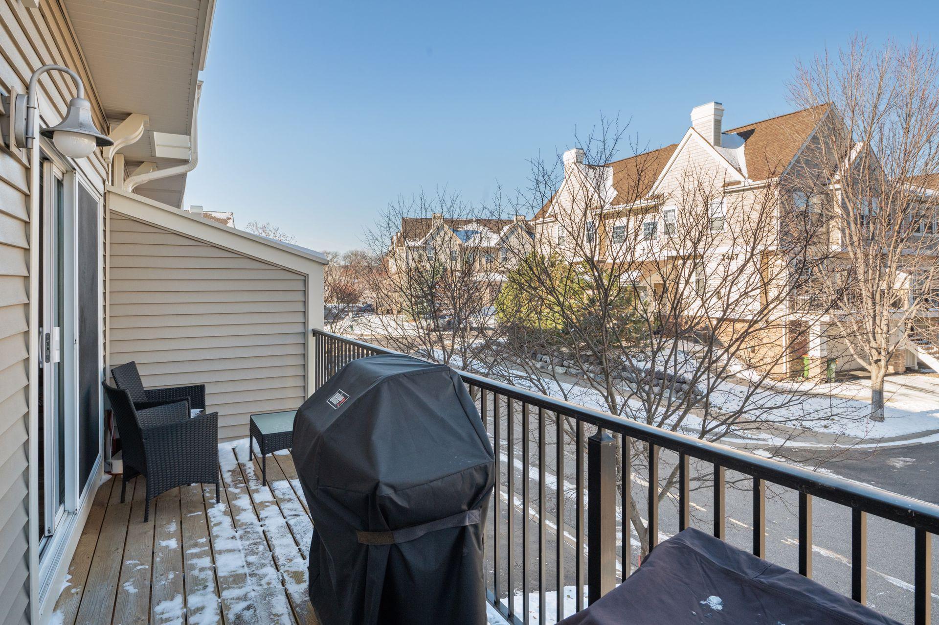 2432 121st Circle NE Unit: G