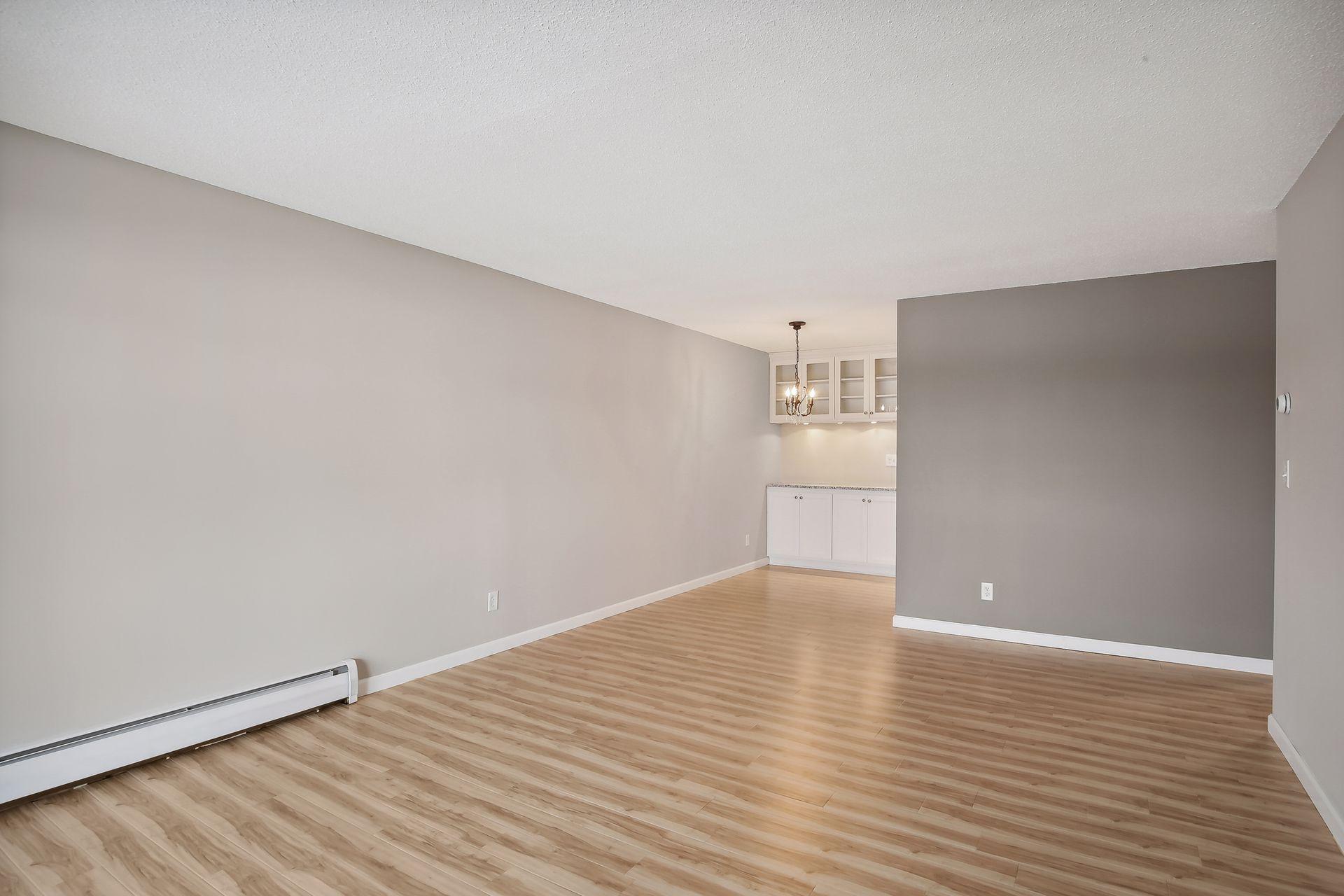 2800 Hamline Avenue N Unit: 239
