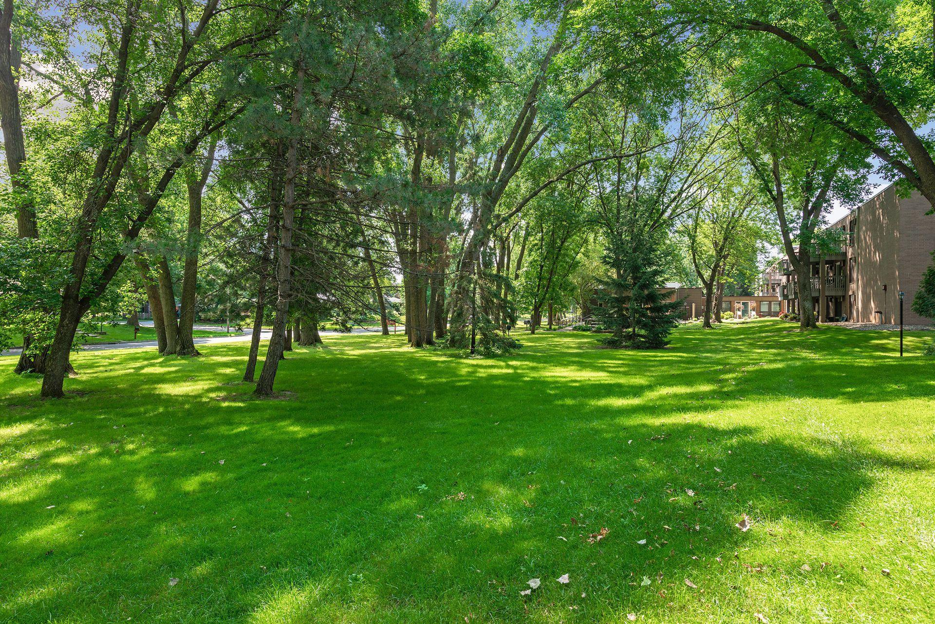 2800 Hamline Avenue N Unit: 239