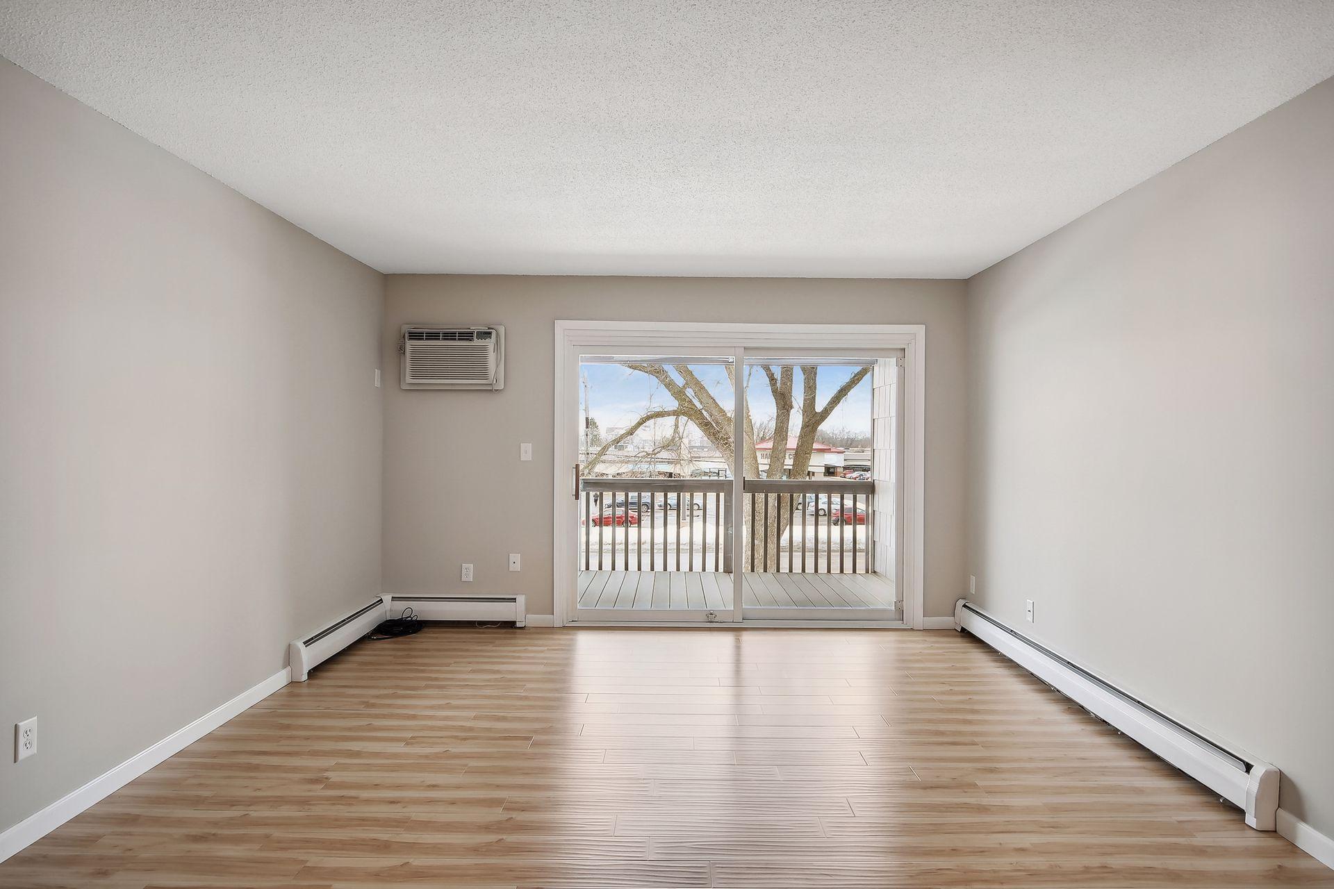 2800 Hamline Avenue N Unit: 239