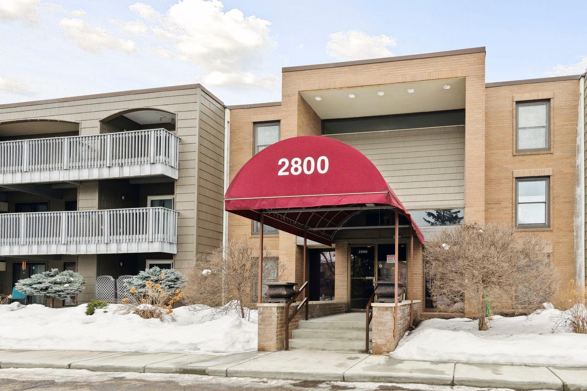 2800 Hamline Avenue N Unit: 239