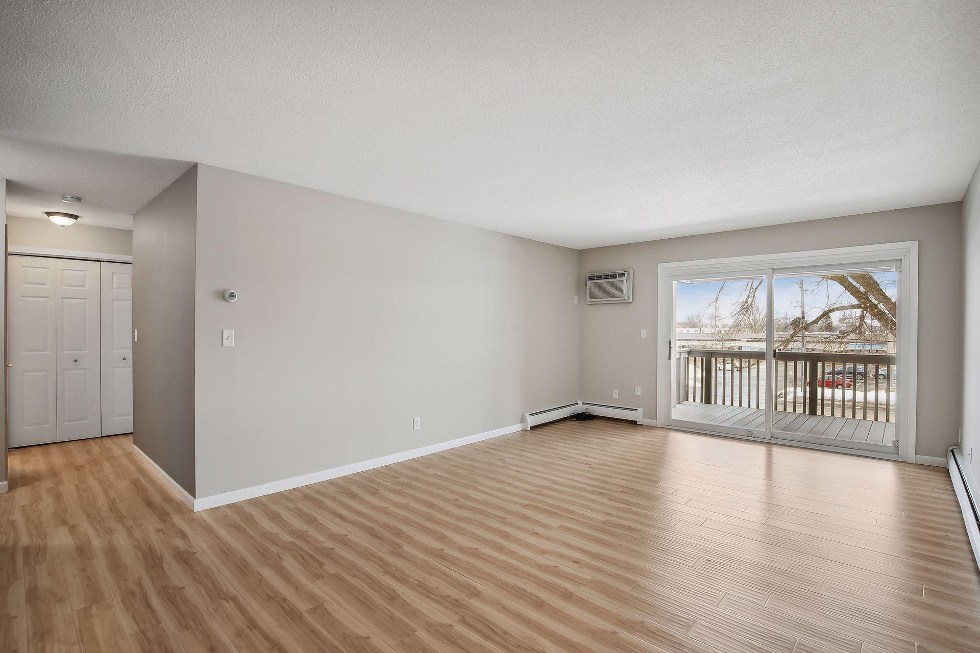 2800 Hamline Avenue N Unit: 239